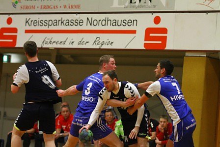 Sieg in eigener Halle