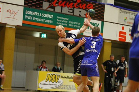 Sieg in eigener Halle