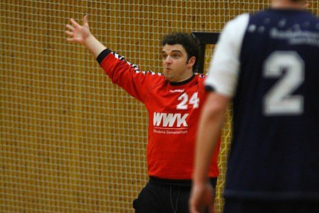 Sieg in eigener Halle