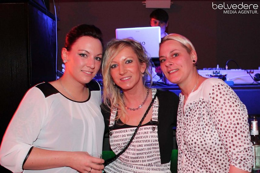 Beste Freunde im Jugenclubhaus