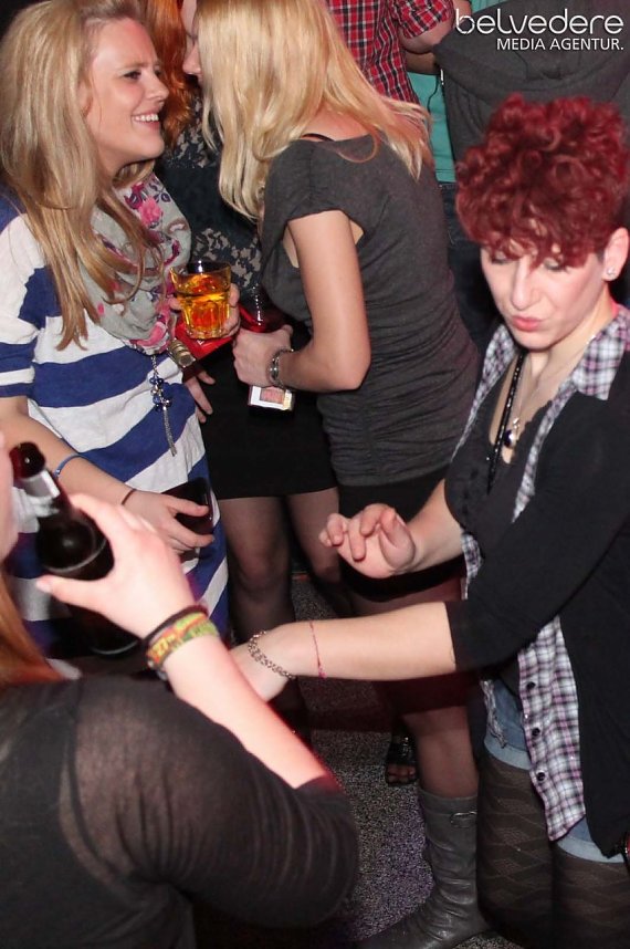 Beste Freunde im Jugenclubhaus