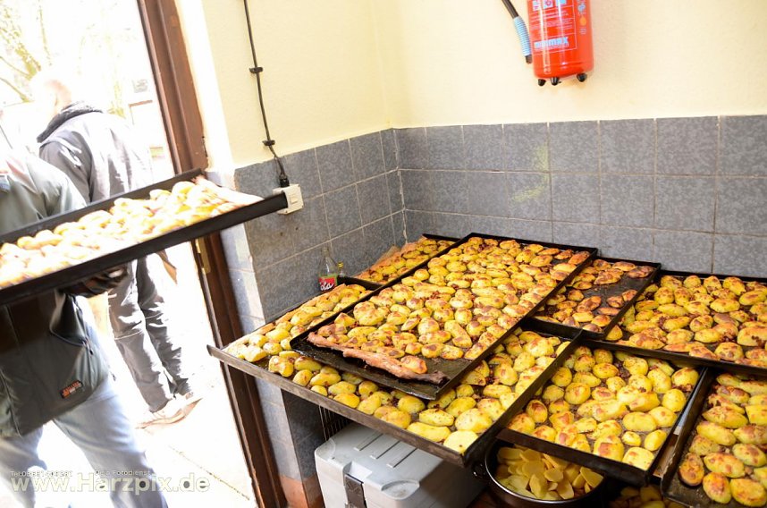 Kartoffelscheibenessen in G&ouml;rsbach