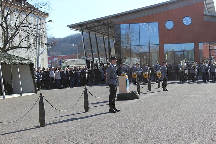 Indienststellung  des neuen Bataillons in Th&uuml;ringen