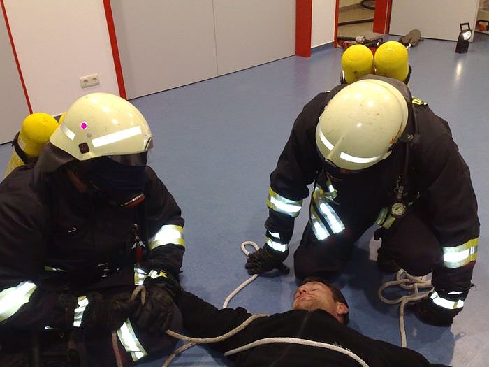 Atemschutz&uuml;bung