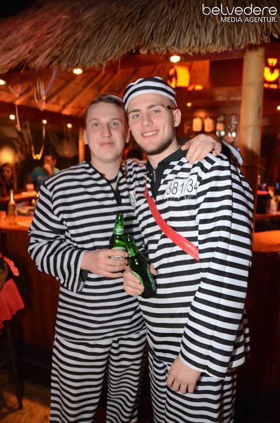 Pornofasching im Sax