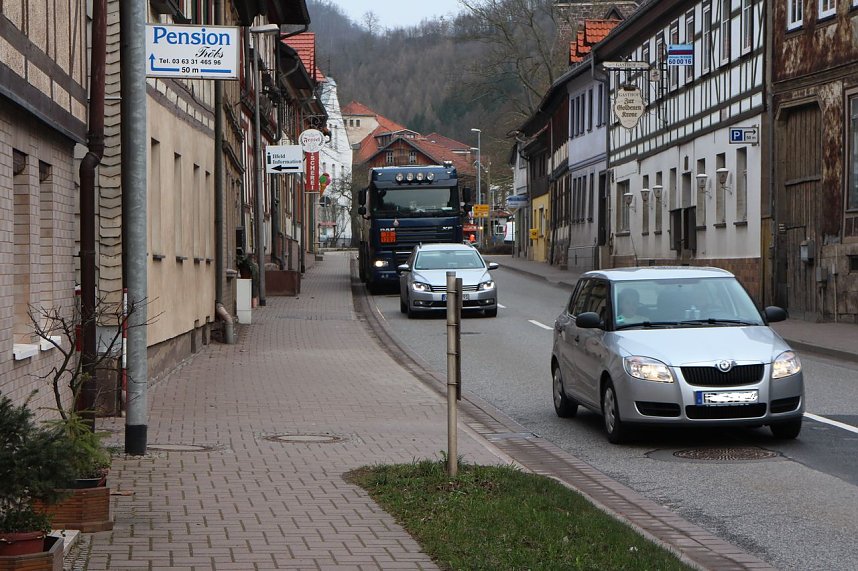 Hier soll langsamer gefahren werden