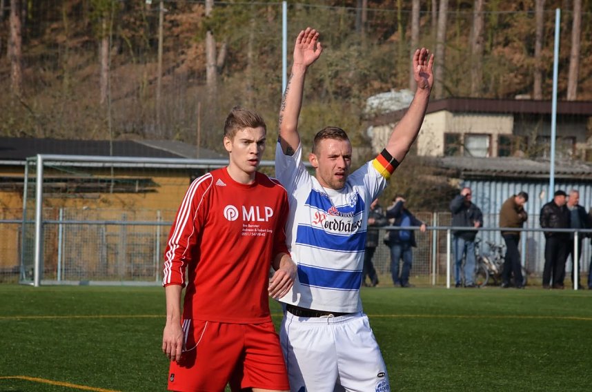 Wacker-Reserve gewinnt 2:0