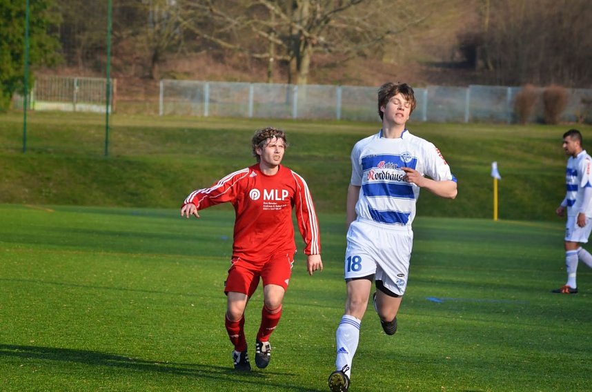 Wacker-Reserve gewinnt 2:0