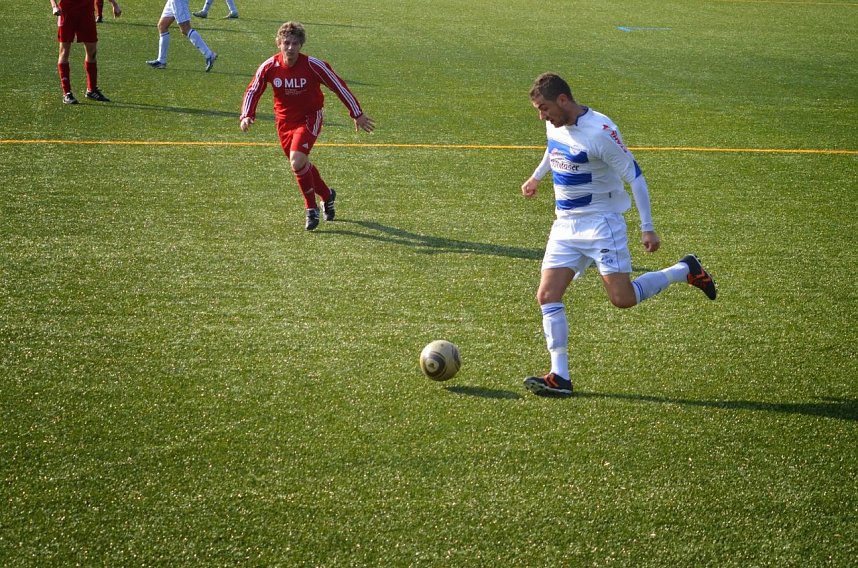 Wacker-Reserve gewinnt 2:0