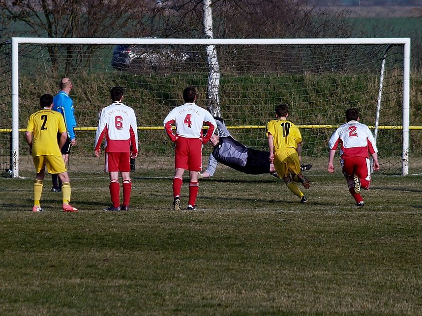 Unentschieden in Ro&szlig;leben