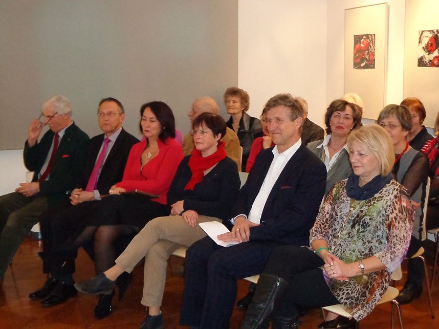 Ausstellung er&ouml;ffnet