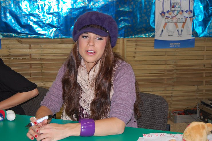 Autogrammstunde beFour in Nordhausen. nnz-City Scout on Tour