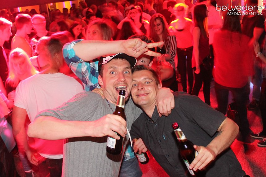 Party im Jugenclubhaus