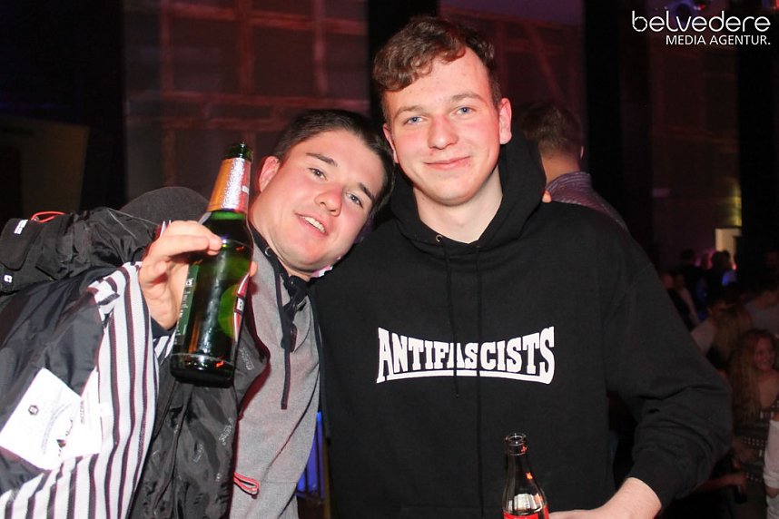 Party im Jugenclubhaus