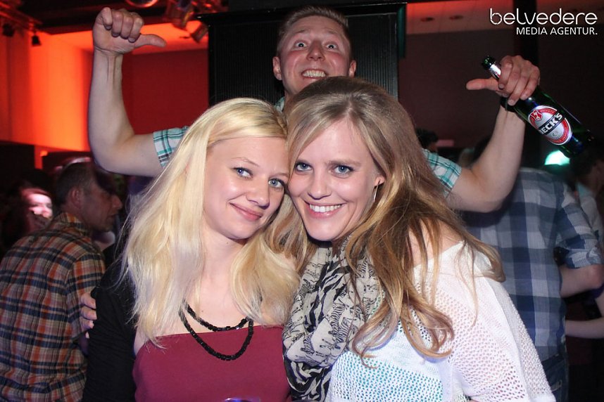 Party im Jugenclubhaus