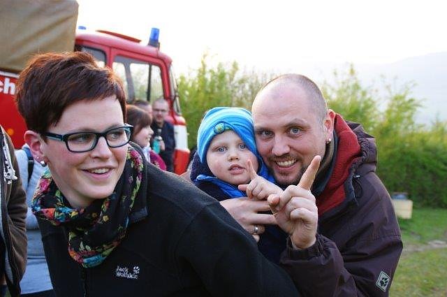 Osterfeuer in Obergebra