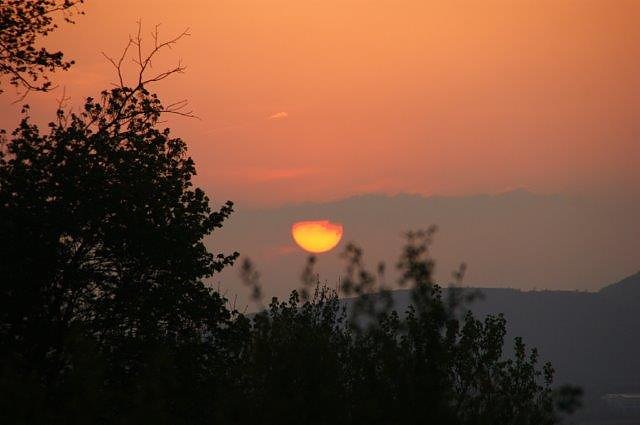 Osterfeuer in Obergebra