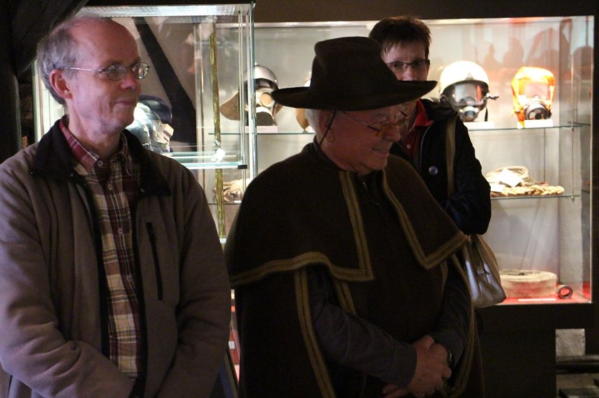 alles rennet, rettet, fl&uuml;chtet