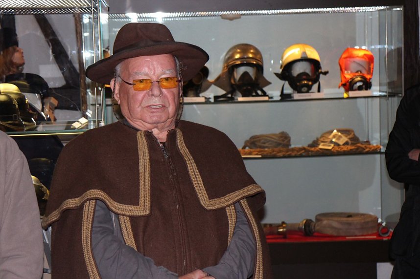 alles rennet, rettet, fl&uuml;chtet