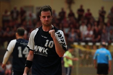 Krimi in der Ballspielhalle