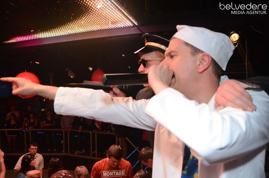 Konfetti-Party im Sax