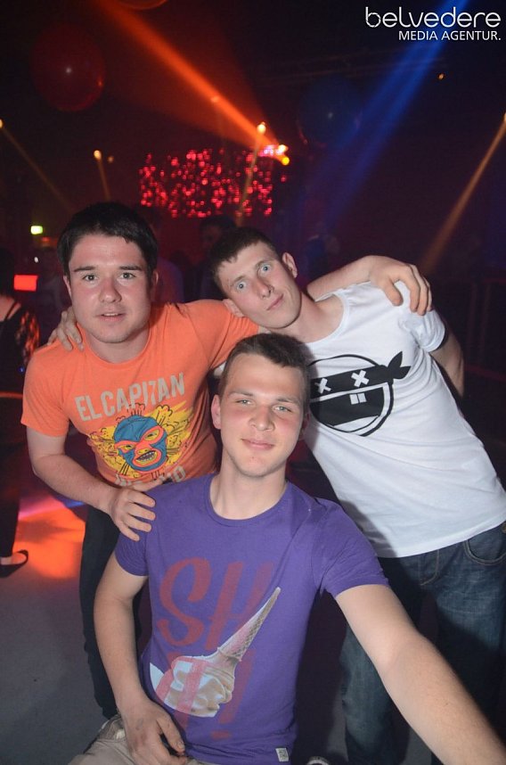 Konfetti-Party im Sax