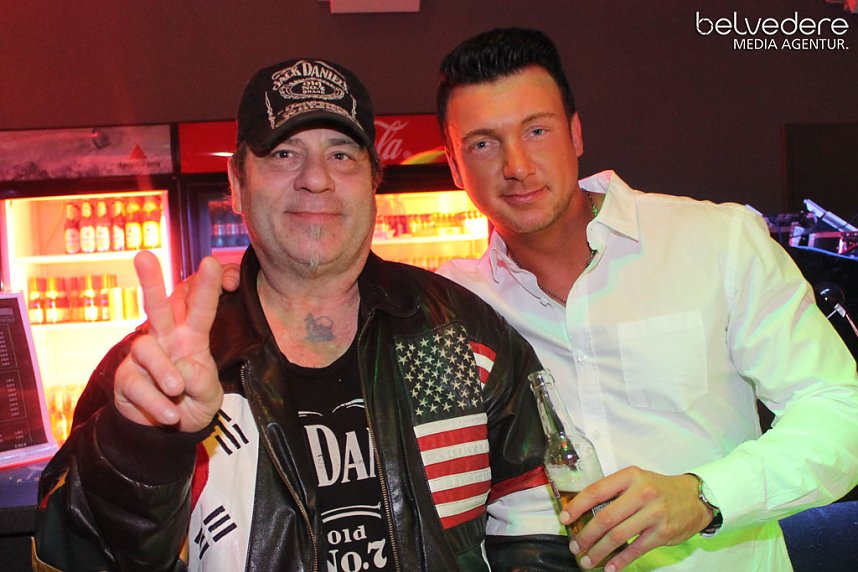 Party im Jugenclubhaus