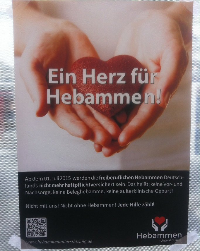 Hebammen in der Stra&szlig;enbahn