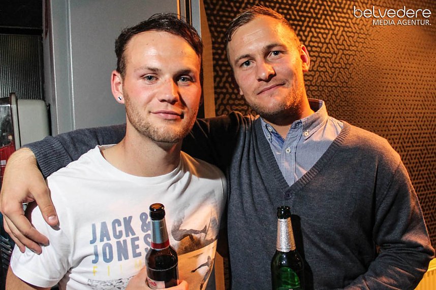 Party im Jugenclubhaus