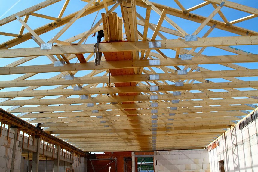 Das Dach kommt drauf