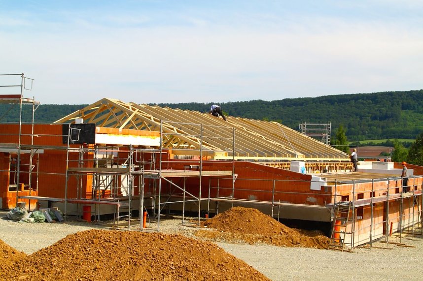 Das Dach kommt drauf