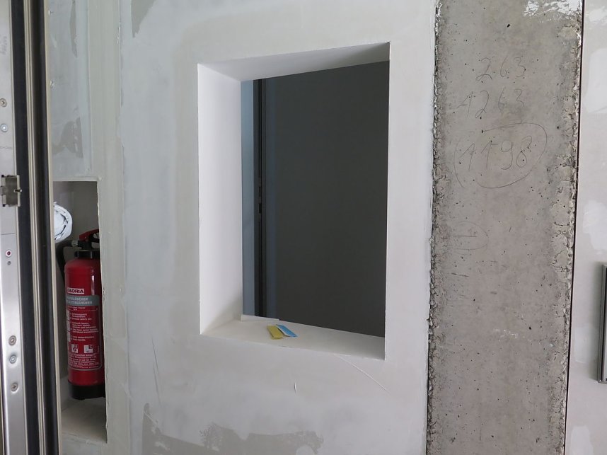 Besuch im B&uuml;rgerhaus: Sp&auml;tabgabestelle im Eingang