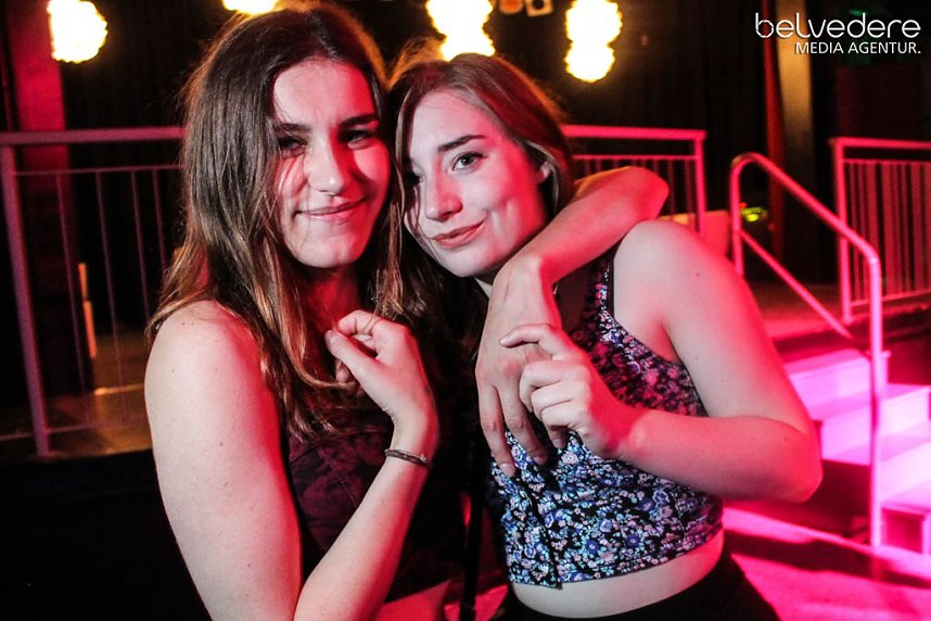 Party im Jugenclubhaus