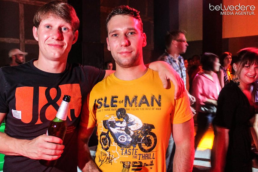 Party im Jugenclubhaus