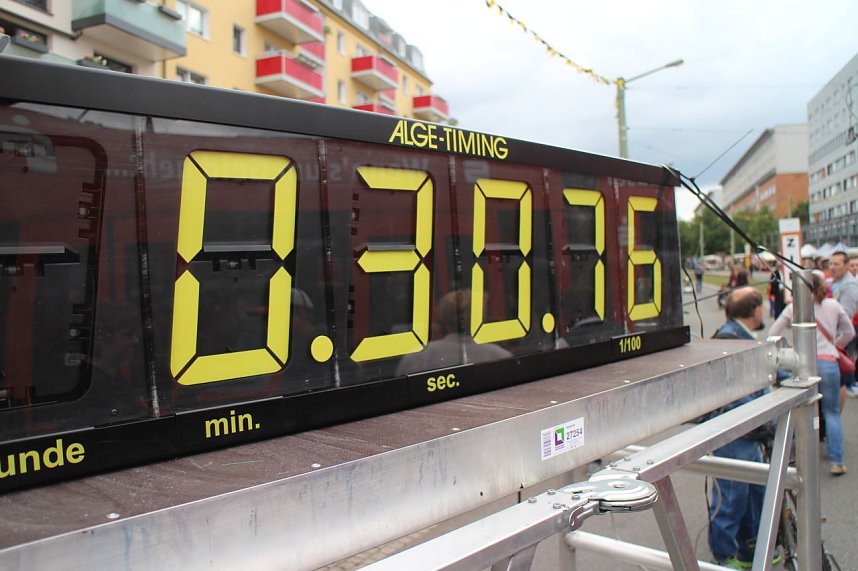 Zweites Nordh&auml;user Stra&szlig;enbahnziehen