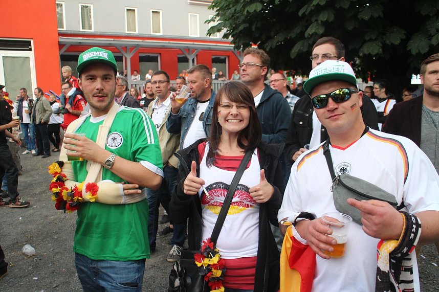 Erstes Public Viewing im Parkschloss