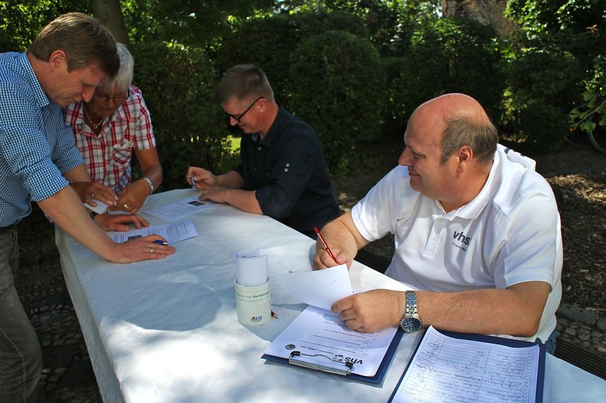 Sommerfest der VHS "Alle in einem Rhythmus"