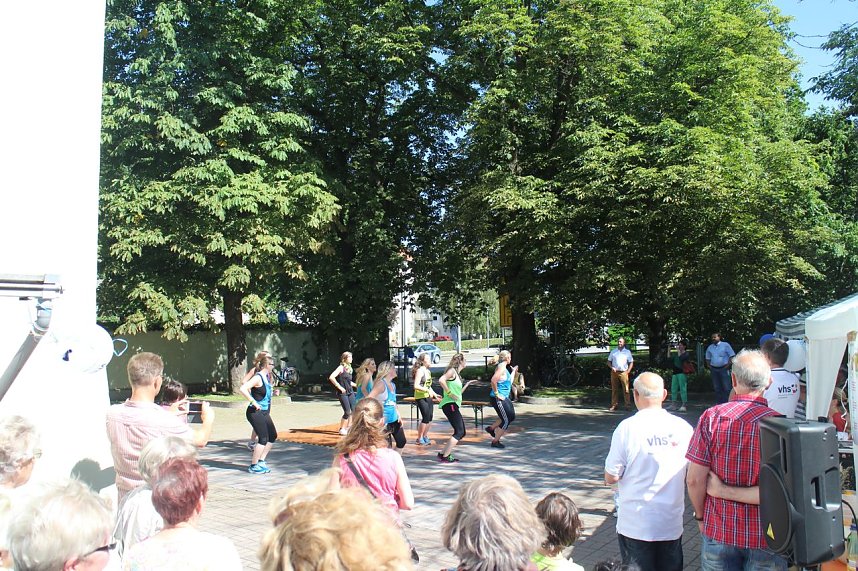 Sommerfest der VHS "Alle in einem Rhythmus"