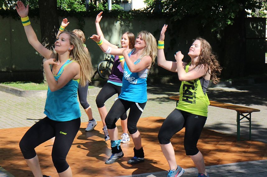 Sommerfest der VHS "Alle in einem Rhythmus"