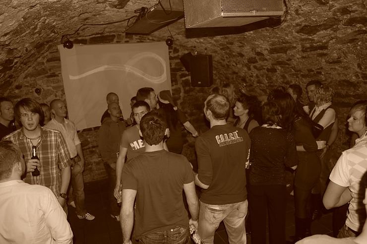 Weihnachtsparty im Amelie. NNZ-City Scout on Tour