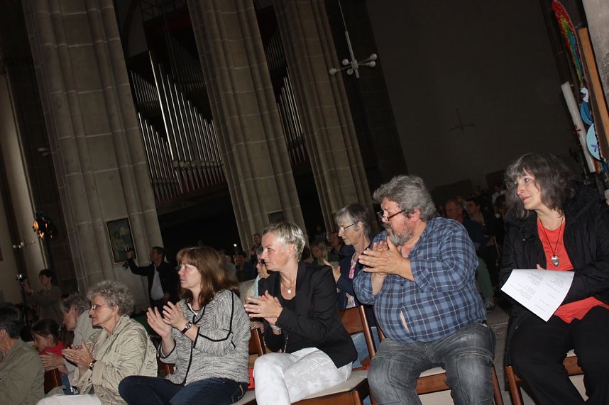 Auftritt der Ch&ouml;re im Dom