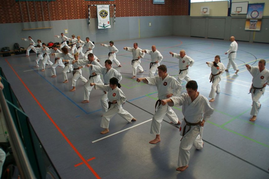 Sportliches Lager am Stausee