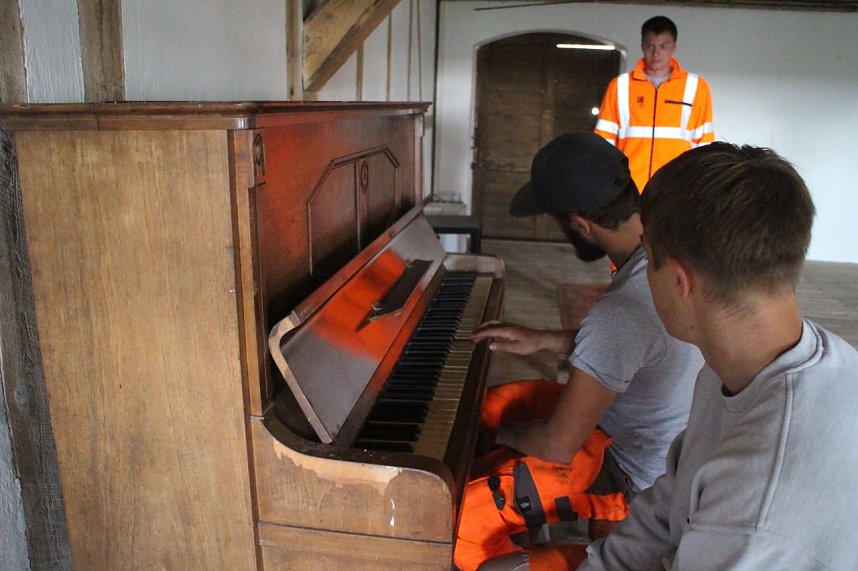 Arbeitseinsatz auf Burg Lohra