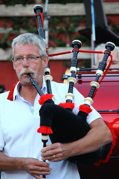 Fest der Nationen er&ouml;ffnet