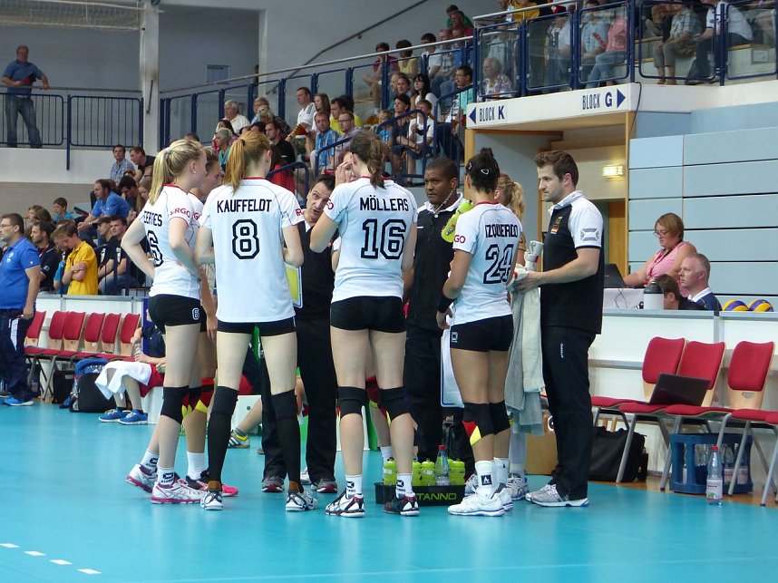 Volleyball in der Wiedigsburghalle