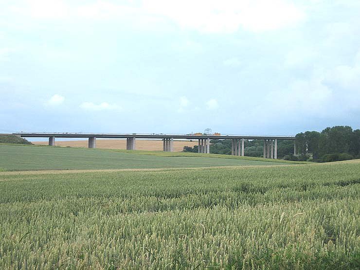 Hungerbach-Talbr&uuml;cke bei G&ouml;rsbach