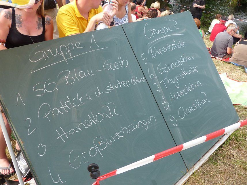 Tauziehen an der Helme