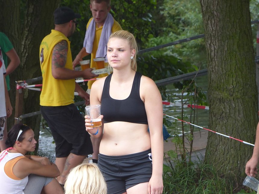 Tauziehen an der Helme