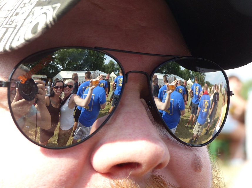 Tauziehen an der Helme