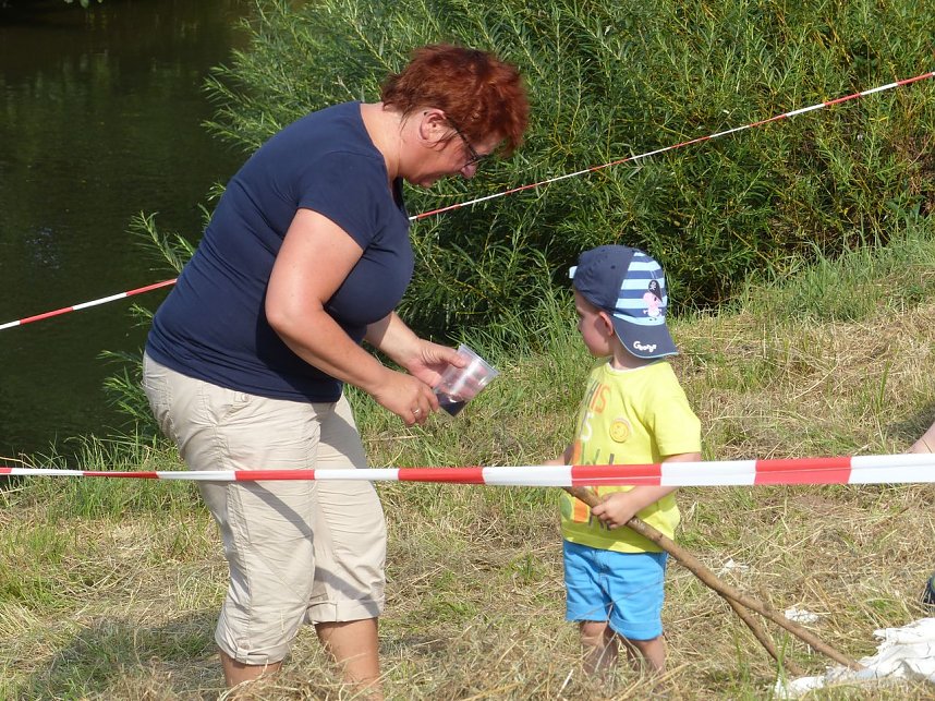 Tauziehen an der Helme